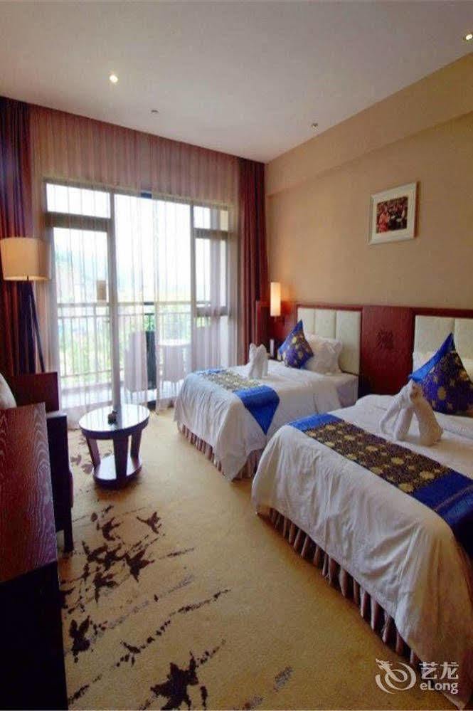 Liuzhou Sanjiangxian Dongxiangguo Hotel Bagian luar foto