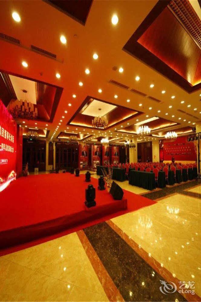 Liuzhou Sanjiangxian Dongxiangguo Hotel Bagian luar foto